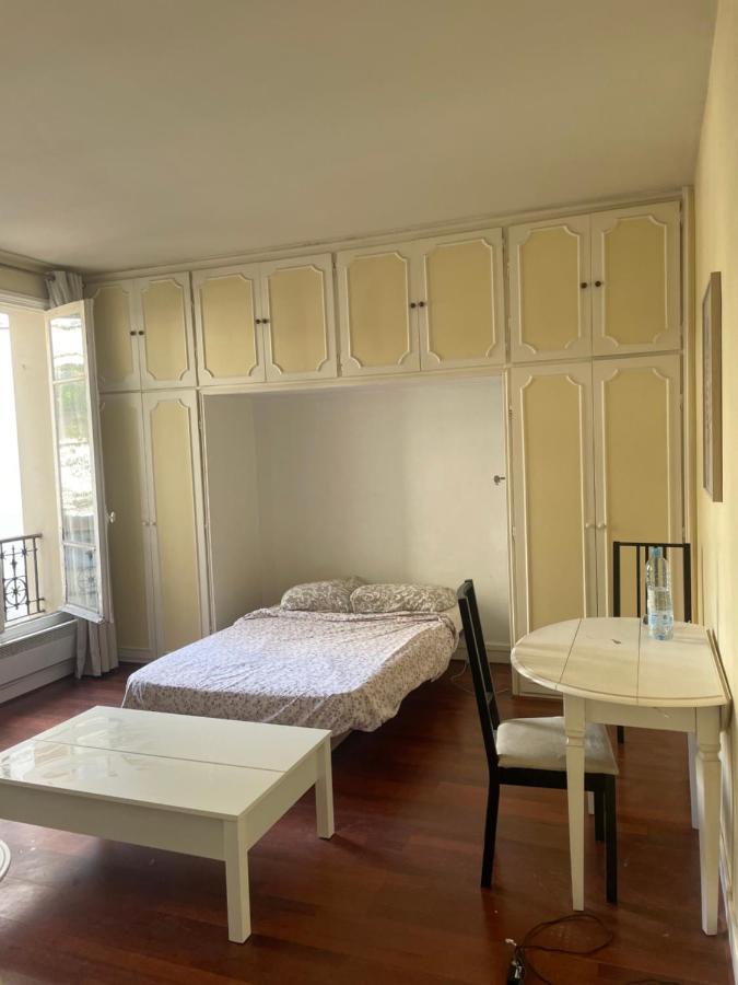 Charmant Appartement Vaugirard Paris Dış mekan fotoğraf